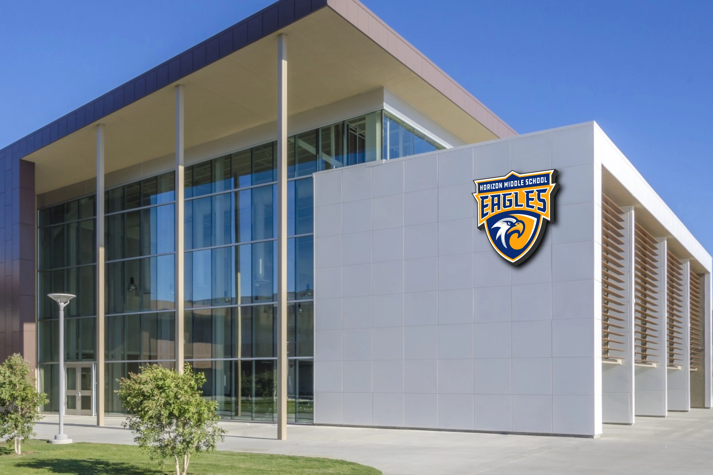 Horizon Middle School crest—forward‑moving identity symbolizing growth and achievement for grades 6–8